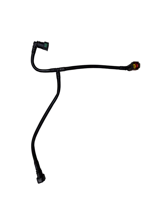 PR 255 LEYLAND DOST FUEL PIPE TRIANGLE-TYPE